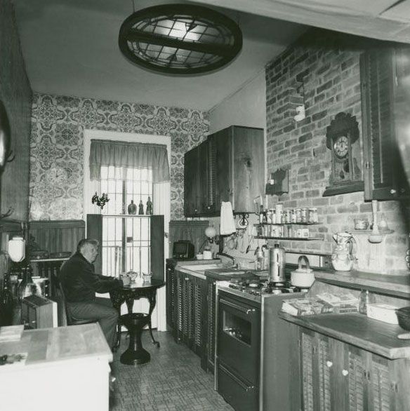 Apartment of Milton Briggs. 447 State St. Boerum Hill, Brooklyn, February 25, 1978.
